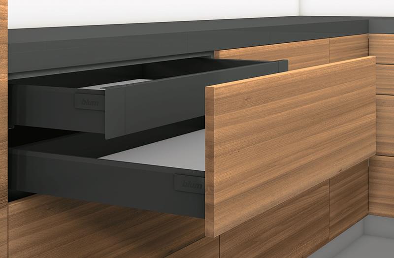 M height 83mm Terra Black